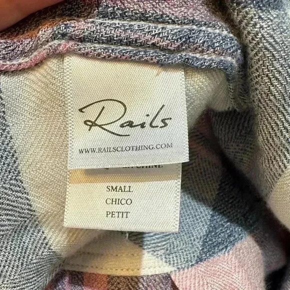 Rails Hunter Mulberry Blue White Pink Plaid Button Down Shirt Size S - Picture 8 of 8